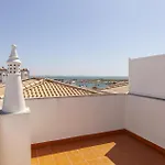 Vakantiehuis B99 - Barreira Alley Townhouse In