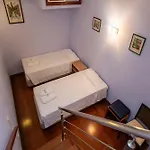 B99 - Barreira Alley Townhouse In Сasa de vacaciones *
