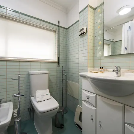 B99 - Barreira Alley Townhouse In * Λάγος